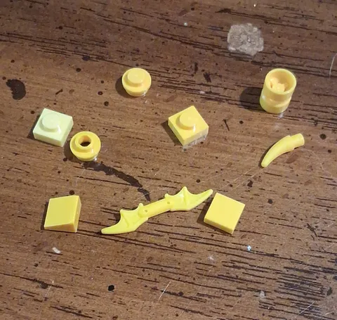 LEGO Yellow Plastic Building Toy Pieces Parts Bulk Lot of 8 (8pc)