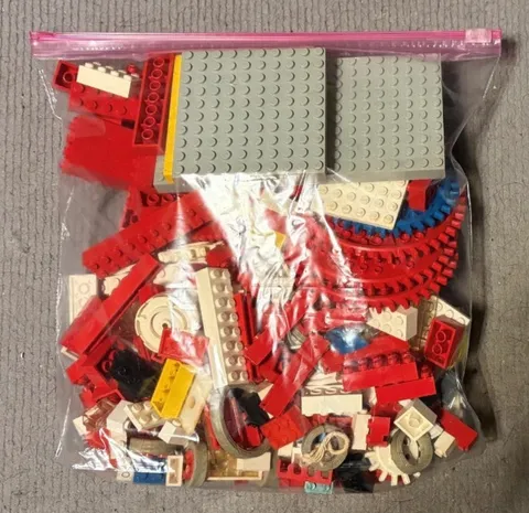 LEGO Bulk Lot 1 lb+Misc Unique  Lego Pieces- Sprockets/Wheels/Bricks Gallon Bag