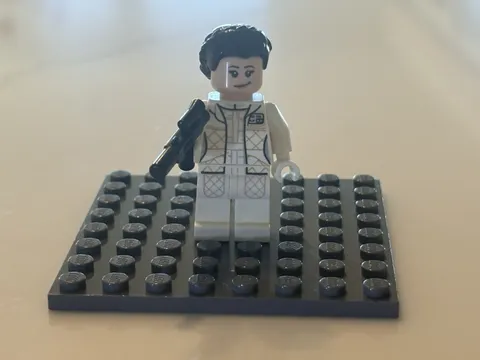 LEGO Star Wars Princess Leia minifigure (sw0878) In Pristine condition