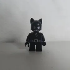LEGO - Super Heroes - Catwoman - Mini Figure - Short Legs