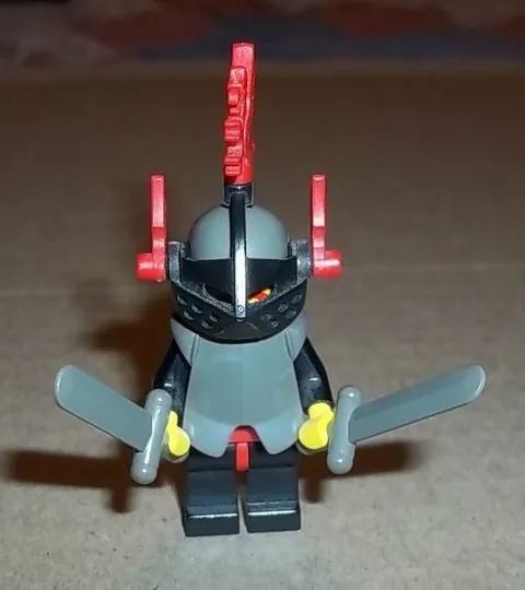 Lego Vintage Black Knight Minifigure 1992 red dragon plume 6009 cas168