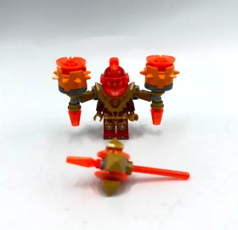 LEGO Macy 72003 Pearl Gold Armor Nexo Knights Minifigure w/ Weapon