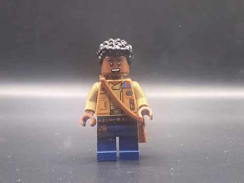 LEGO MINIFIGURE STAR WARS FINN - MEDIUM NOUGET JACKET SW1066 WITH SACHEL