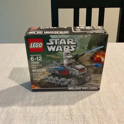 LEGO Star Wars: Clone Turbo Tank Microfighter (75028)
