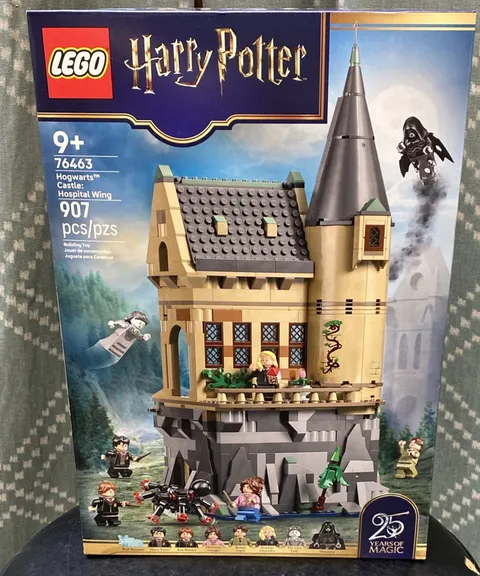 LEGO® Harry Potter TM Hogwarts™ Castle: Hospital Wing 76463