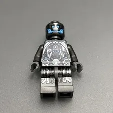 Lego Super Heroes Avengers Age of Ultron Ultron Sentry Officer Minifigure SH0165