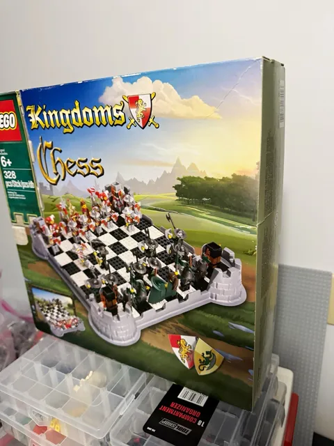 LEGO Kingdoms Chess Set 853373 328pcs Complete Set Box Vintage Board Game