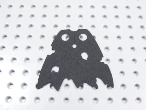 LEGO Black Cape w/ Holes and Tattered Edges Accessory Minifig BI