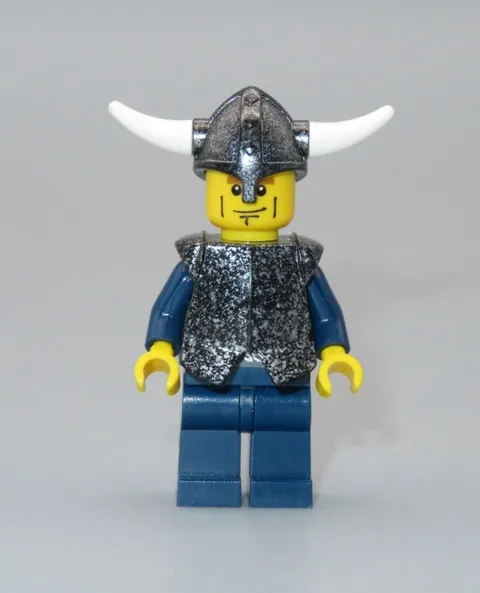 LEGO Vikings Warrior in armor minifigure 7019 Viking Fortress