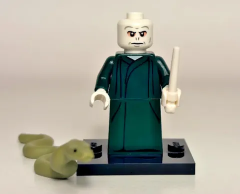 LEGO Harry Potter Voldemort Minifigure COLHP09 Wizarding World