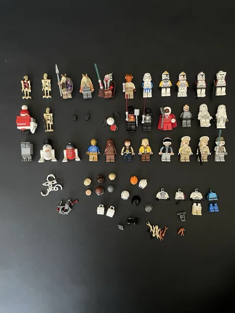 Lego Star Wars Minifigures Bundle - 30 Figures + Parts (see DESCRIPTION)