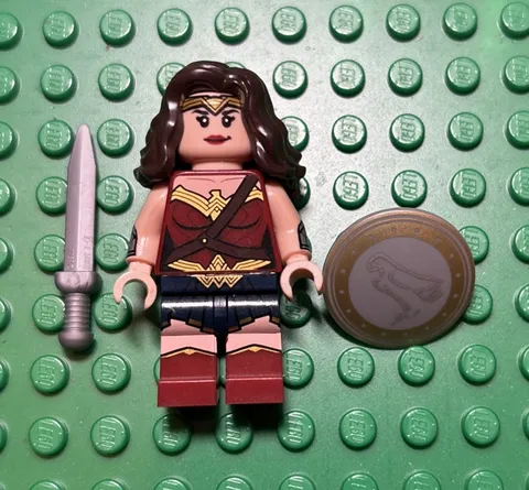 LEGO Minifigure - Wonder Woman (sh0221) Super Heroes Dawn of Justice 76087 76046