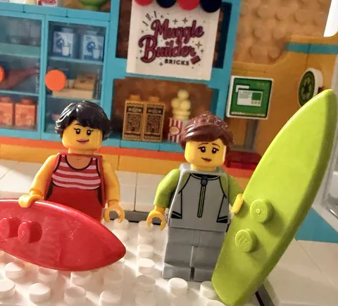 Lego Surfer Girl Minifigures With Accessories 