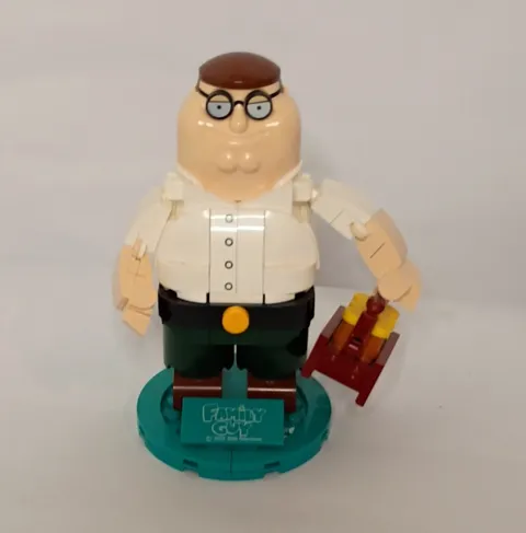 LEGO BrickHeadz Family Guy Peter Griffin Set 17222 209 Pieces Age 14+ Box