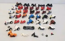 LEGO Motorcycles Huge Lot Of 25 + Extras Police Classic 3 Wheelers Motor Bikes