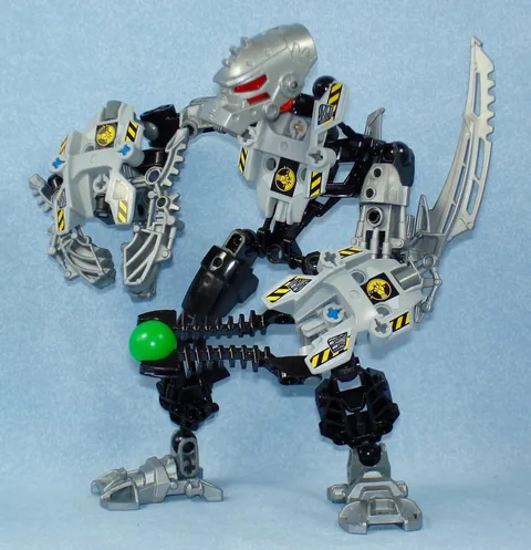 Lego 7157 THUNDER - Hero Factory Villain Warrior -Complete Bionicle with Weapons