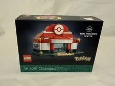 LEGO 40911 Mini Pokemon Center Limited Edition **NEW SEALED IN HAND!! Sold Out