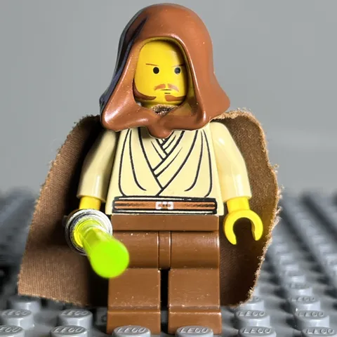 LEGO® Qui-Gon Jinn Minifigure Star Wars Yellow Head Chrome Hilt sw0027 - 3F