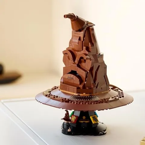 MULTI - LEGO HARRY POTTER THE TALKING MAGIC SORTING HAT SET