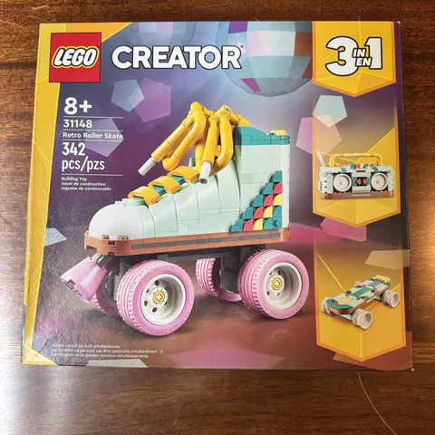 LEGO Creator 3in1 Retro Roller Skate Set 31148 NEW *BOX HAS SOME WATER DAMAGE*