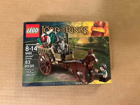 LEGO Lord of the Rings: Gandalf Arrives (9469)- Brand New In Factory Sealed Box