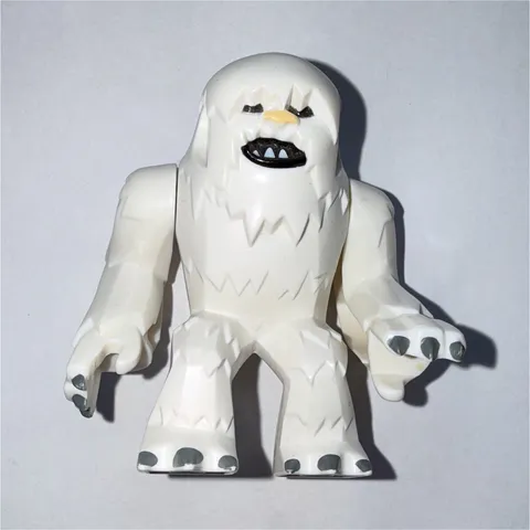 LEGO Hoth Wampa figure 8090 Hoth Echo base (AUTHENTIC) Used has damages