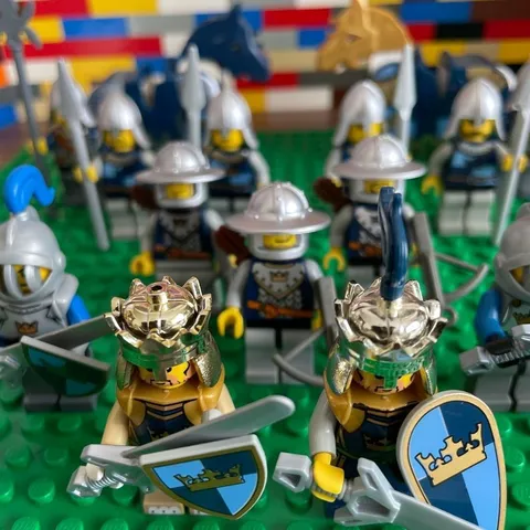 LEGO Minifigure Kingdom Soldier Knight King Castle Lot Set Bulk Sale