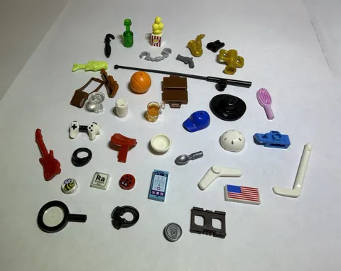 Lego Lot of 40 Minifigure Accessories City Hat Phone Fishing Ball Bag New 