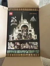 In Hand LEGO Icons Lord of the Rings Minas Tirith NIB W/ Minifigs