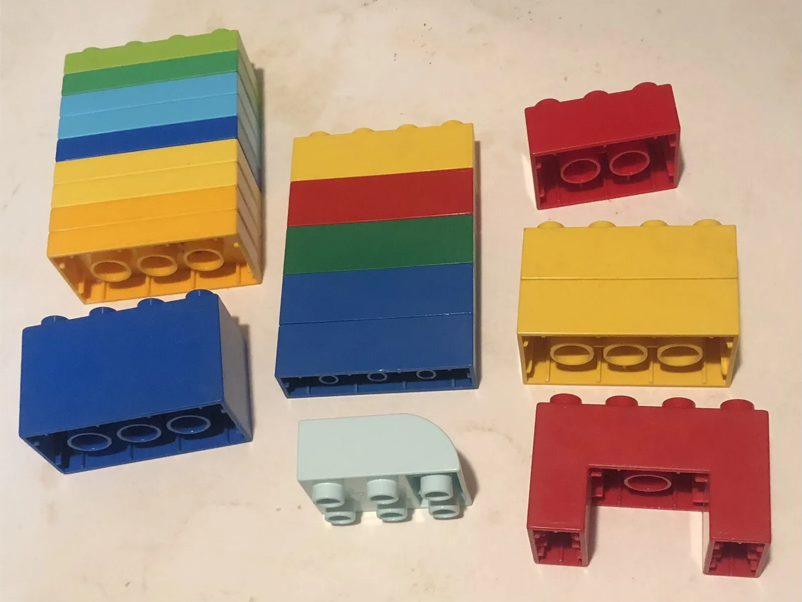 Lego Duplo Lot Of 20 Pieces Parts Pictured