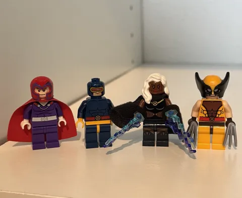 LEGO Marvel X-Men Minifigures Set 76022 Wolverine, Magneto, Storm, And Cyclops