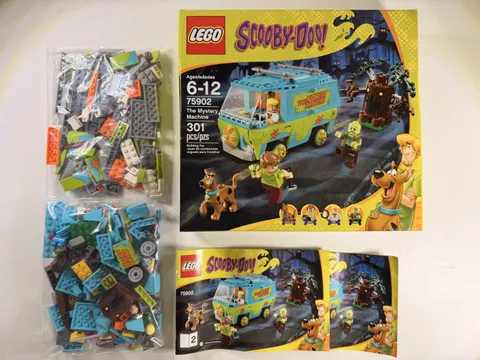 LEGO Scooby-Doo The Mystery Machine 75902 Complete Set Retired