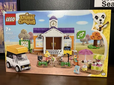 LEGO Animal Crossing: K.K.'s Concert at the Plaza (77052)