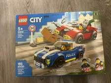 LEGO City Police Highway Arrest 60242 Complete Set 185 pcs Ages 5+