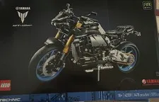 LEGO Technic 42159 YAMAHA MT-10 SP [NEW/SEALED]