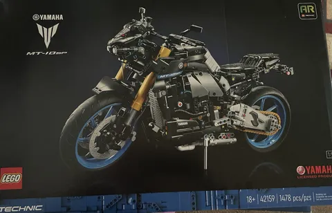LEGO Technic 42159 YAMAHA MT-10 SP [NEW/SEALED]