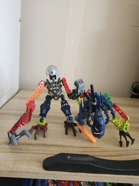 Mixed Lot Lego Bionicle REPLACEMENT PARTS PIECES Incomplete