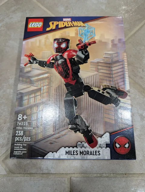 LEGO 76225 Marvel Spider-Man Miles Morales New Sealed Retired 238 Pieces