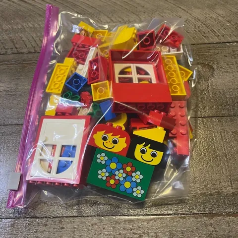 Mixed Bag Vintage Lego Pieces Doors Figure Heads Duplo/Original Grab Bag