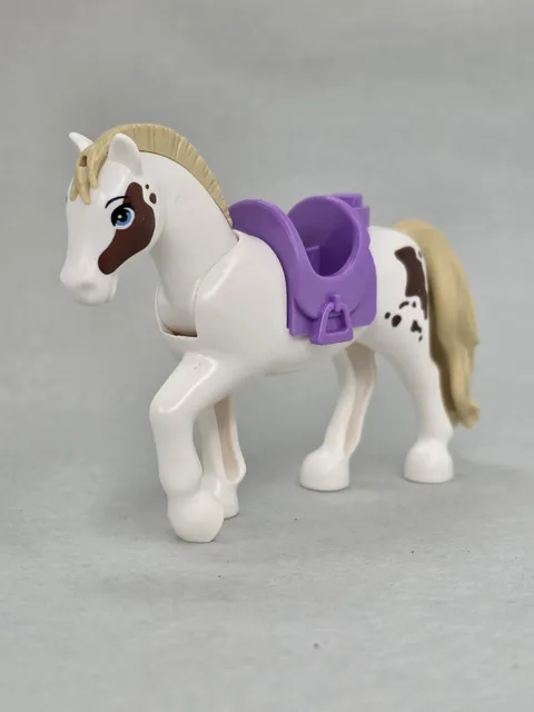 Lego Minifigure Friends White Reddish Brown Spots Cloud Horse 13s