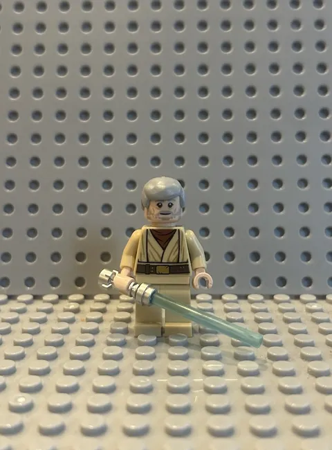 LEGO Star Wars Obi-Wan Kenobi Minifigure w/Lightsaber - NEW condition