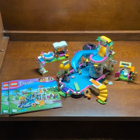 LEGO 41313 Friends Heartlake Summer Pool 589pc RETIRED complete set w/Books