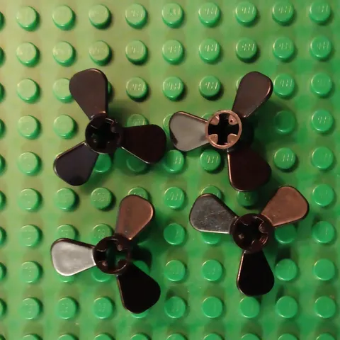 Lot of 4 LEGO Black Propeller with 3 Blades & 3 Diameter 6041  Boat Plane Parts 