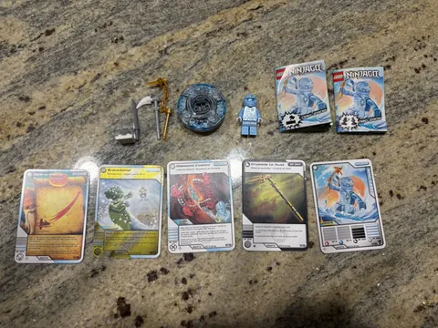 2012 LEGO NINJAGO 9590 NRG ZANE COMPLETE WITH ALL PAPERWORK CARDS AND WEAPONS