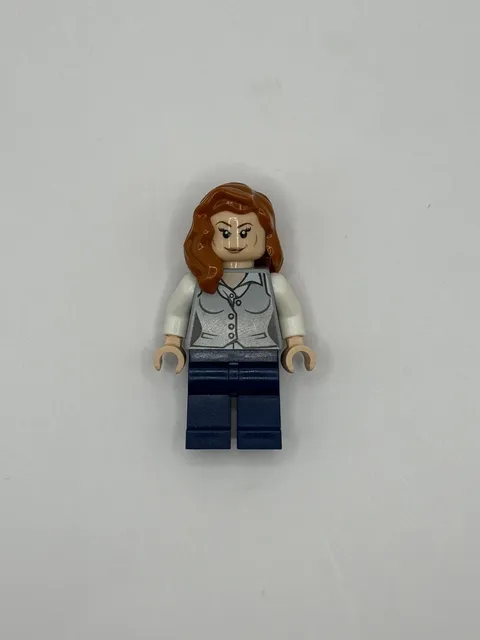 Lego Lois Lane 76009 Man of Steel Superman Super Hero Minifigure CMF Retired