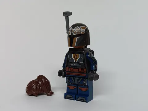 Light Customs Ursa Wren Noble Matriarch Minifigure