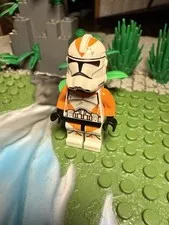 Lego Star Wars Clone Trooper 212th Attack Battalion Minifigure 75036