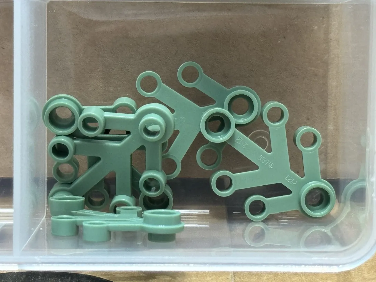 LEGO Parts - Sand Green Plant Leaves 4 x 3 - No 2423 - QTY 5