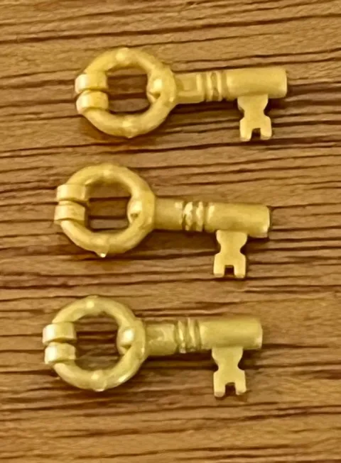 LEGO LOT OF 3 MINIFIGURE GOLD PEARL DOOR TREASURE KEYS