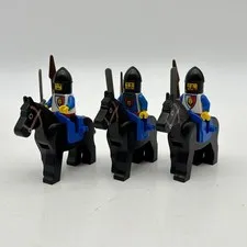 Vintage LEGO Castle Lion Knights Horse Riders Lot 3 Black Horses Swords Spears